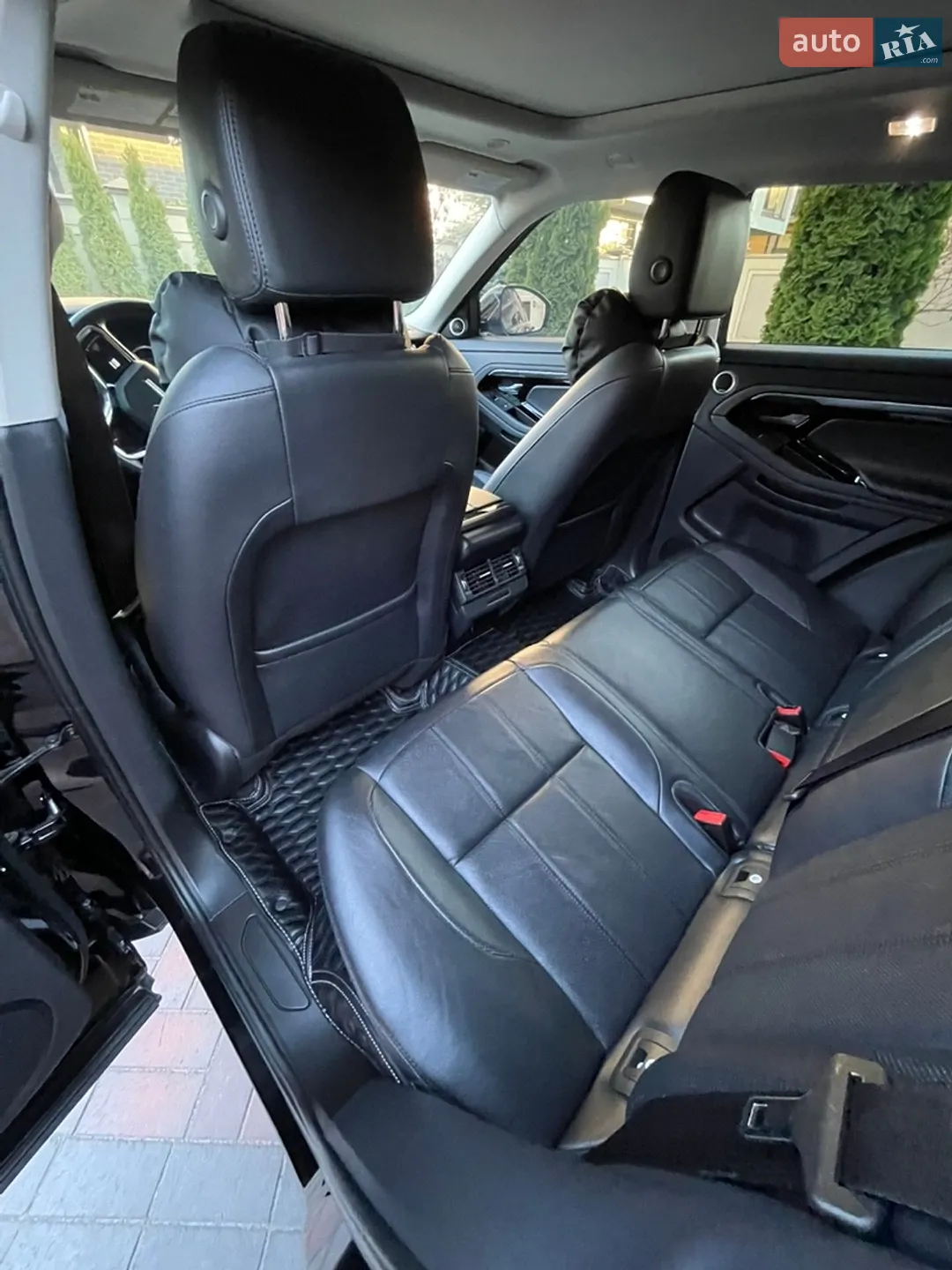 2022 Land Rover Range Rover Evoque - мініатюра 16