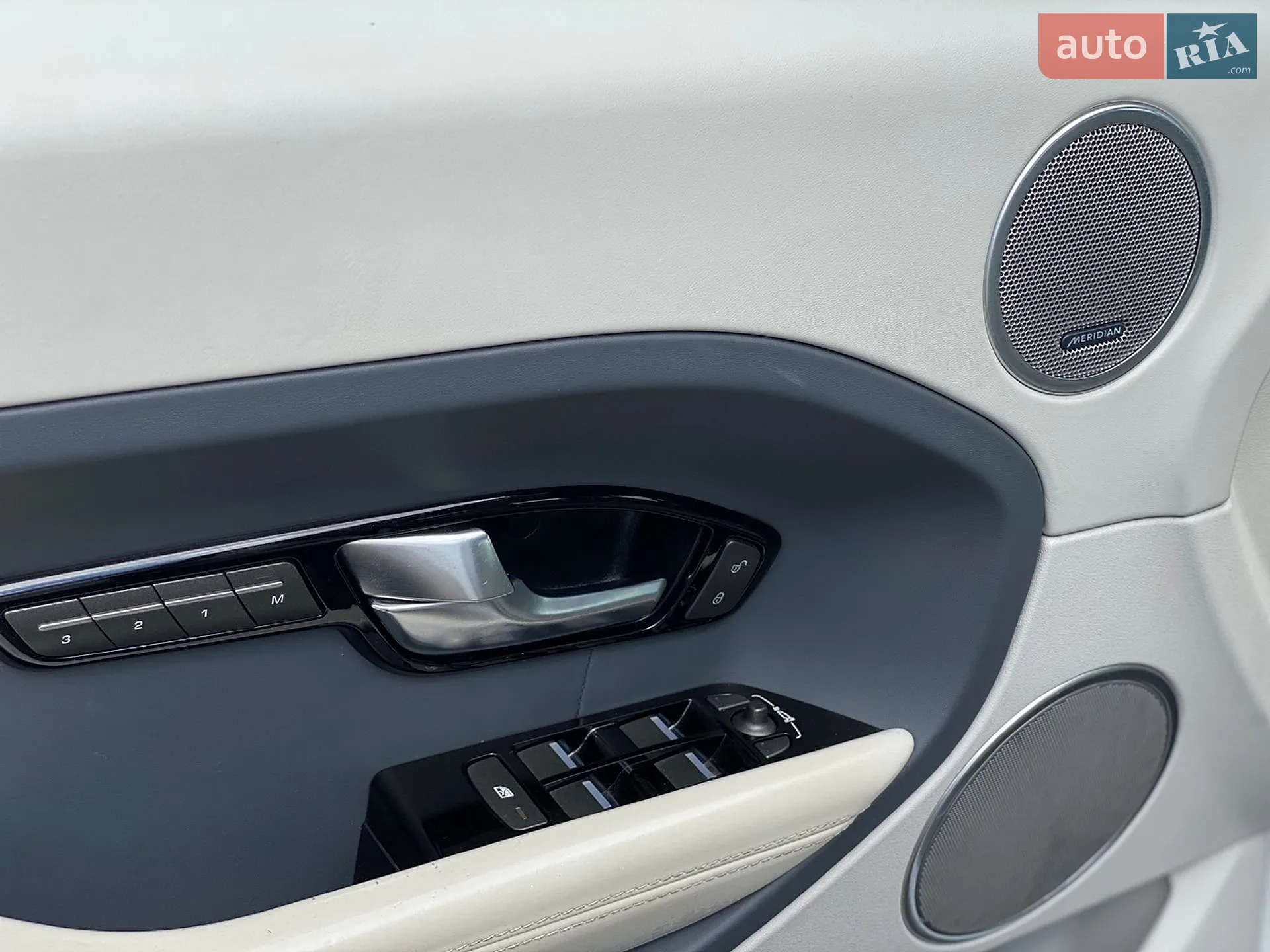2012 Land Rover Range Rover Evoque - мініатюра 21