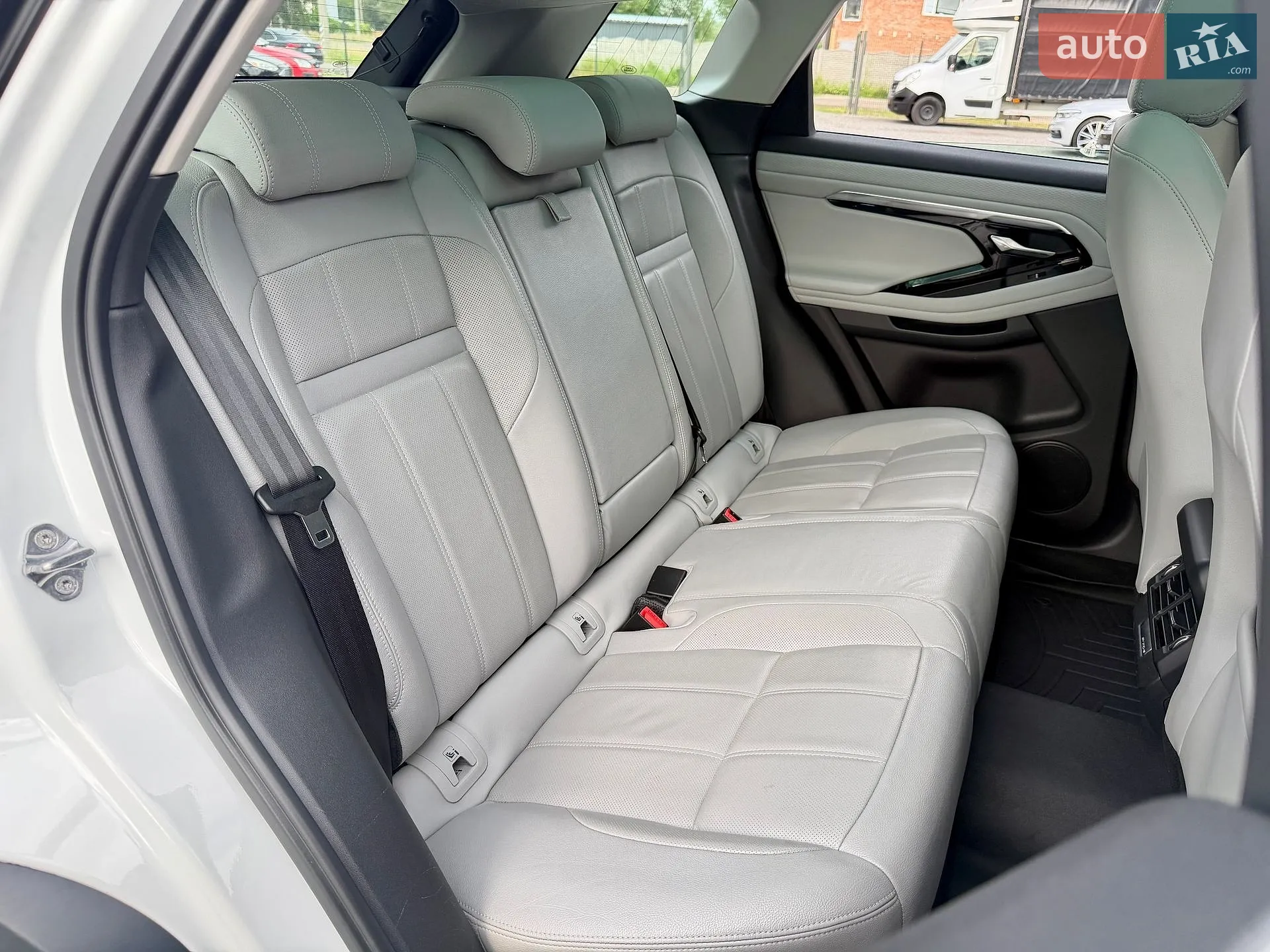 2020 Land Rover Range Rover Evoque - мініатюра 11