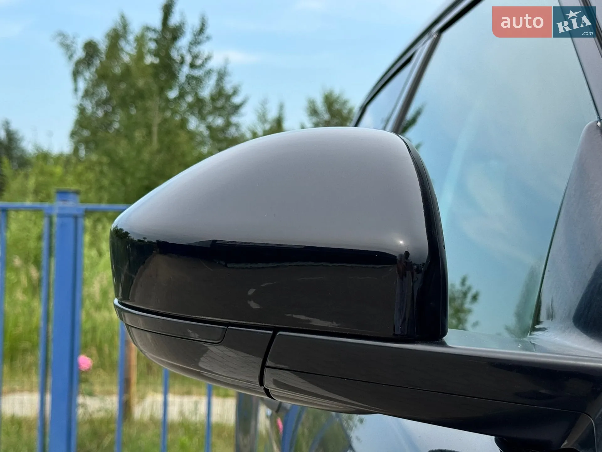 2019 Land Rover Range Rover Evoque - мініатюра 18