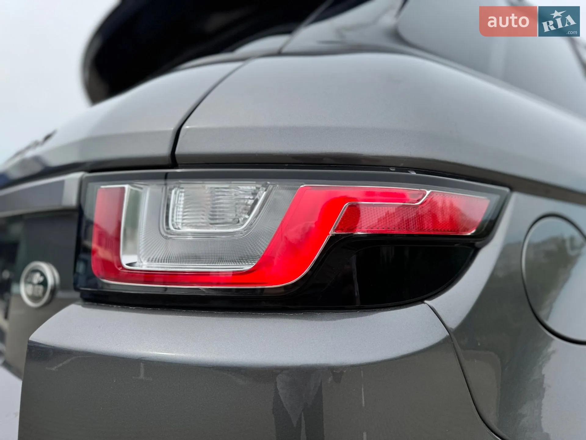 2019 Land Rover Range Rover Evoque - мініатюра 34