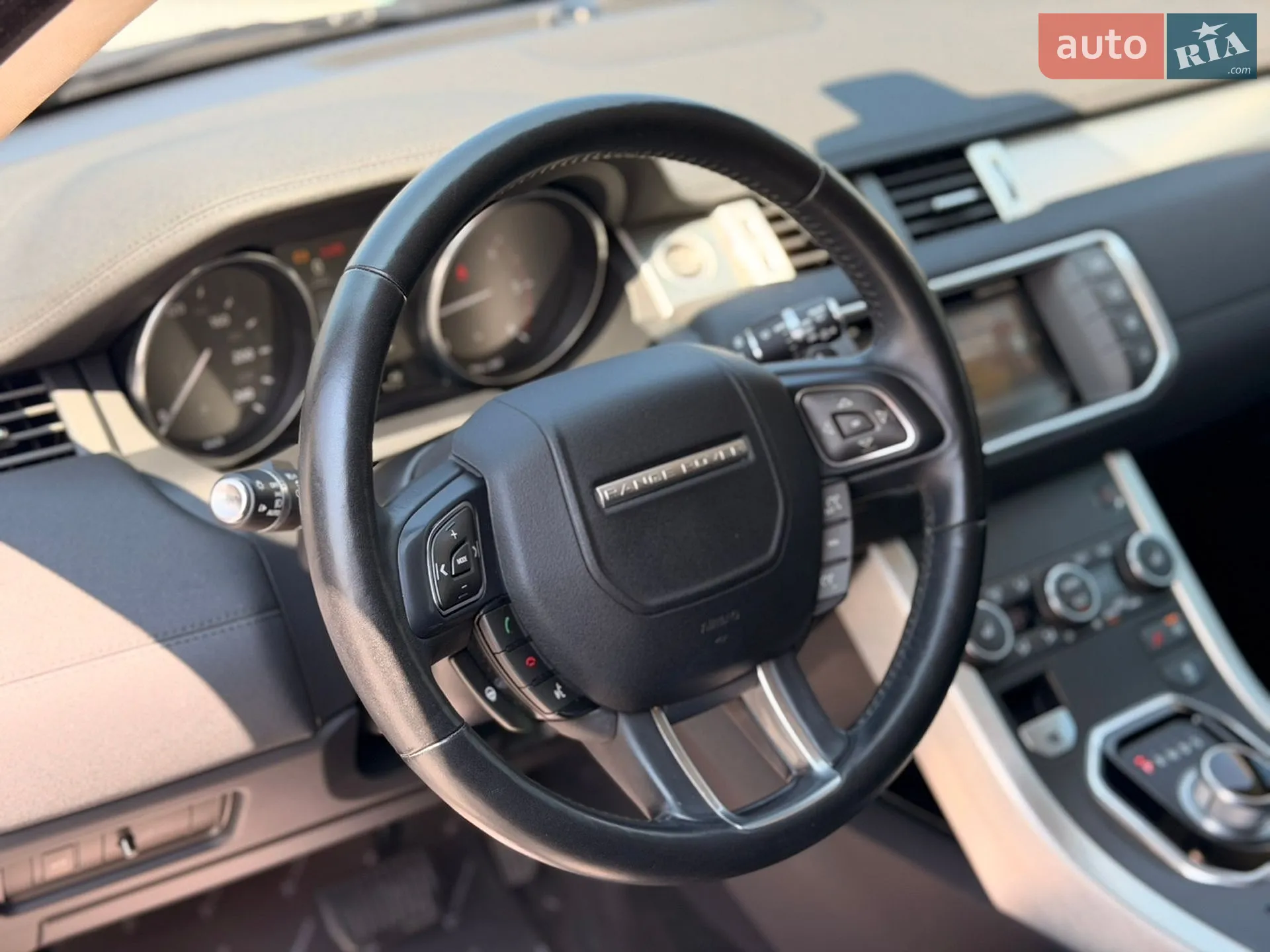 2015 Land Rover Range Rover Evoque - мініатюра 17