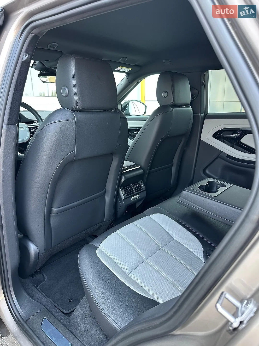 2023 Land Rover Range Rover Evoque - мініатюра 19