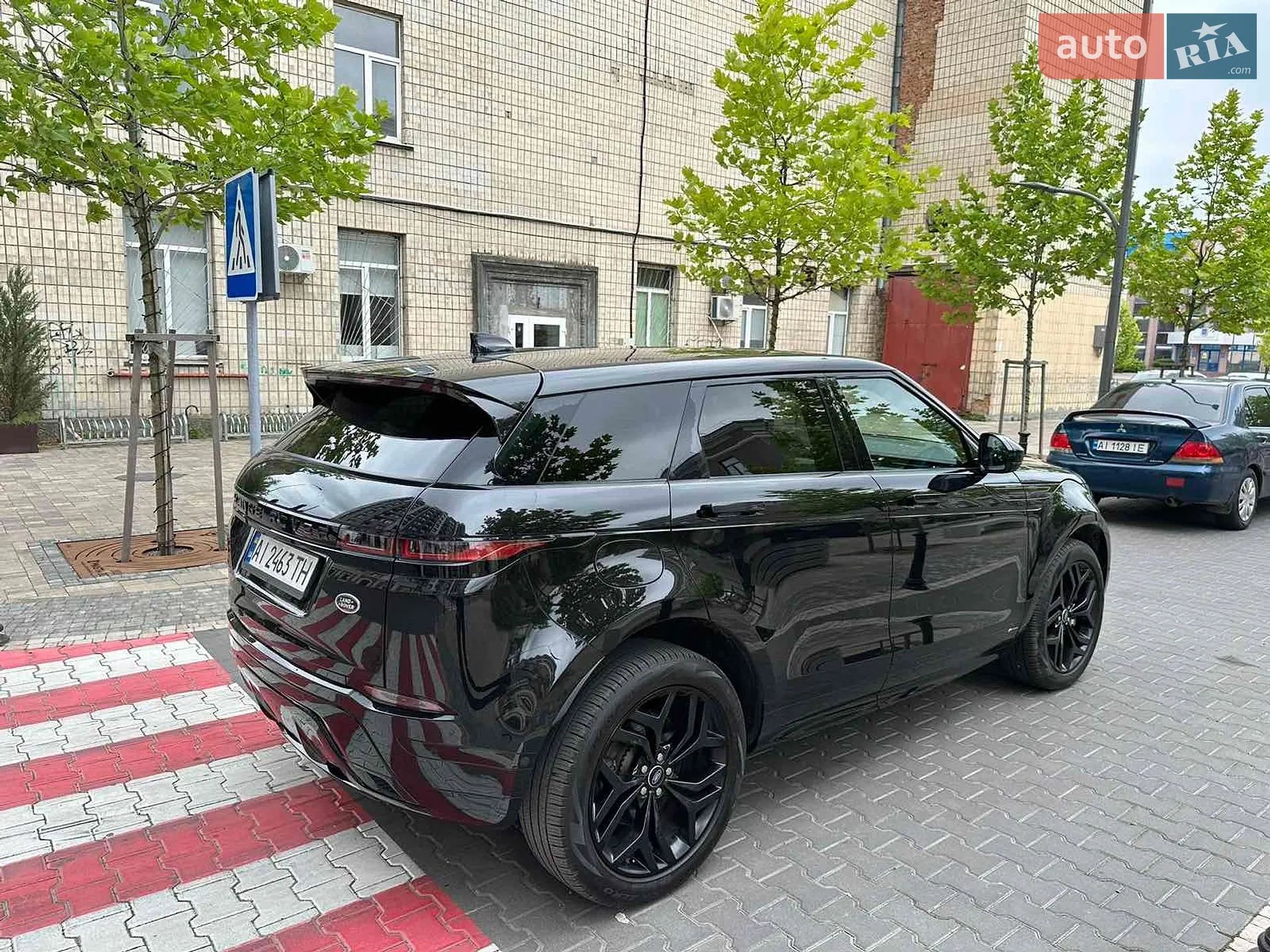 Land Rover Range Rover Evoque 2019 VIN SALZL2GX5LH029537 фото оголошення 7 з 48