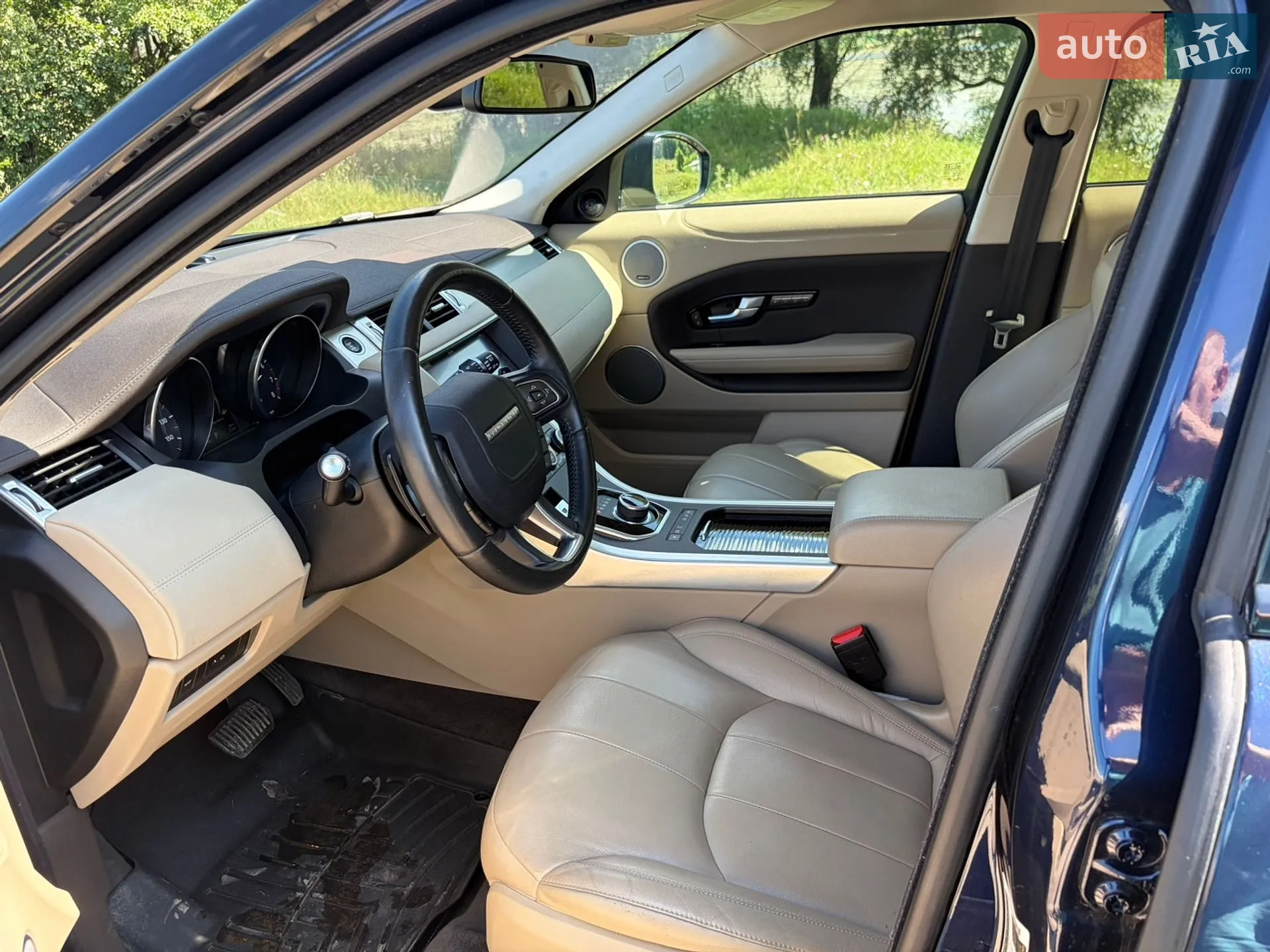 2017 Land Rover Range Rover Evoque - мініатюра 24