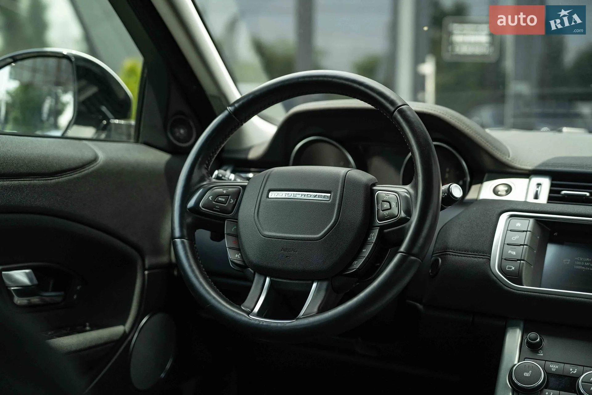2018 Land Rover Range Rover Evoque - мініатюра 19