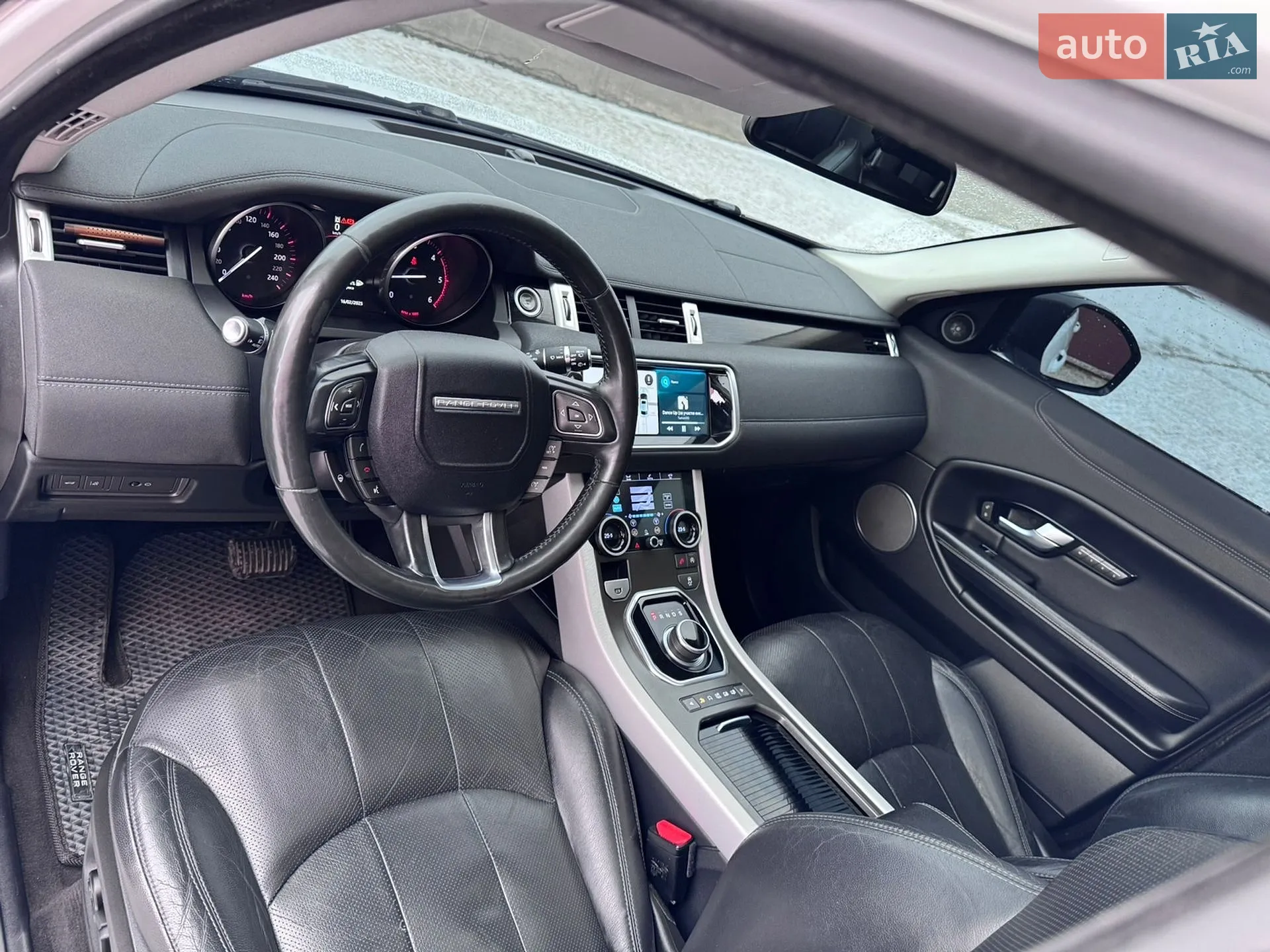 2016 Land Rover Range Rover Evoque - мініатюра 23