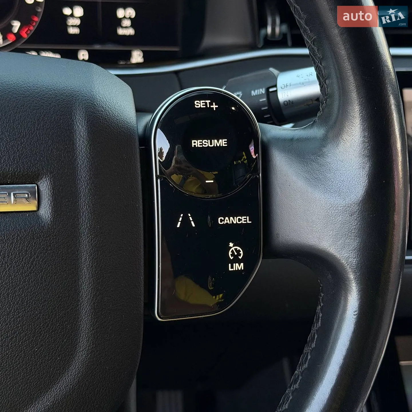 2020 Land Rover Range Rover Evoque - мініатюра 18