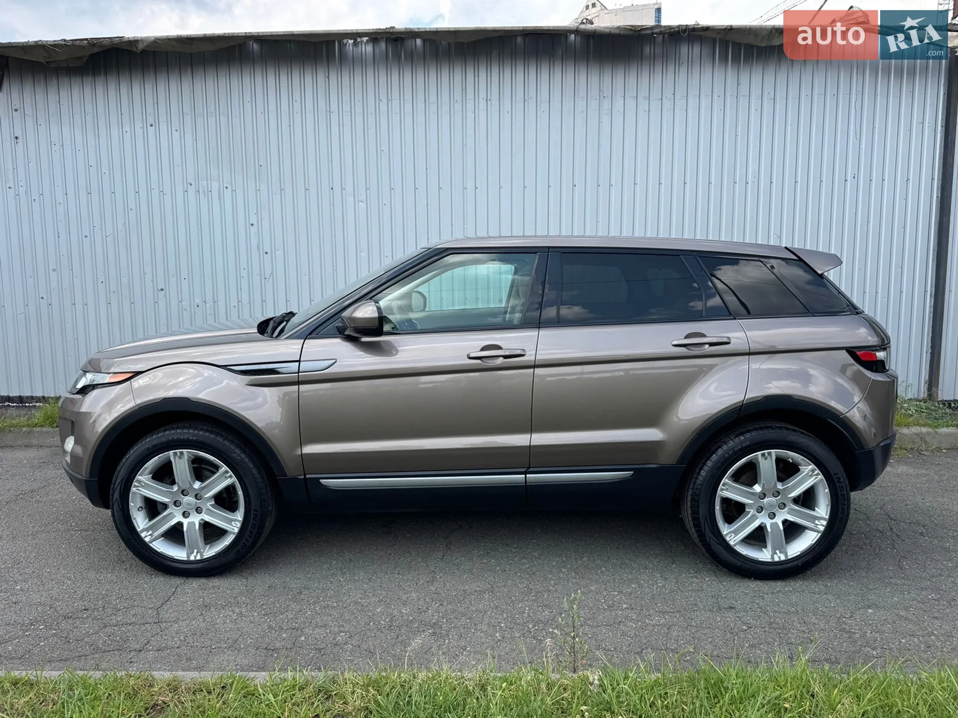 2015 Land Rover Range Rover Evoque - мініатюра 14