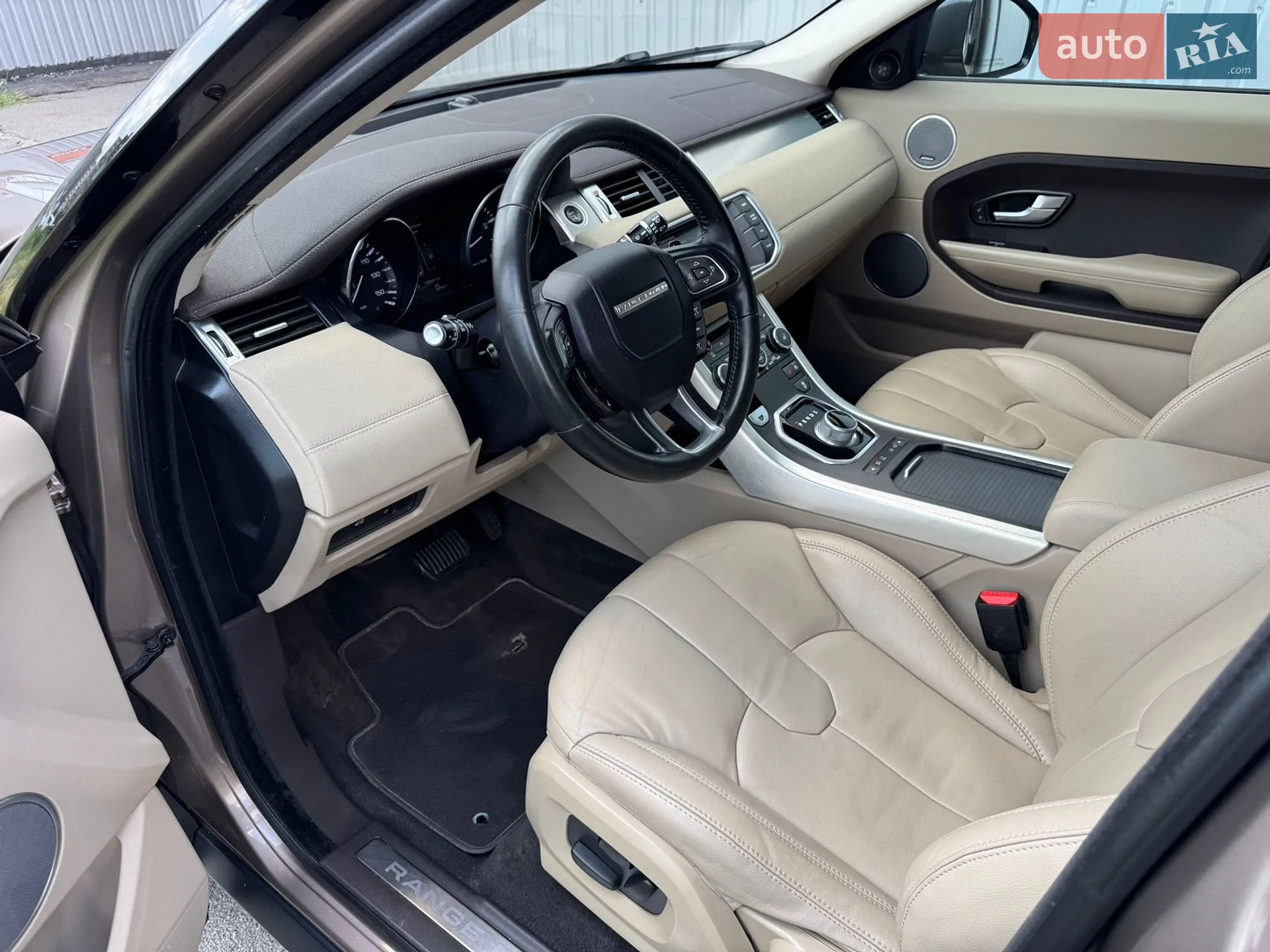 2015 Land Rover Range Rover Evoque - мініатюра 22