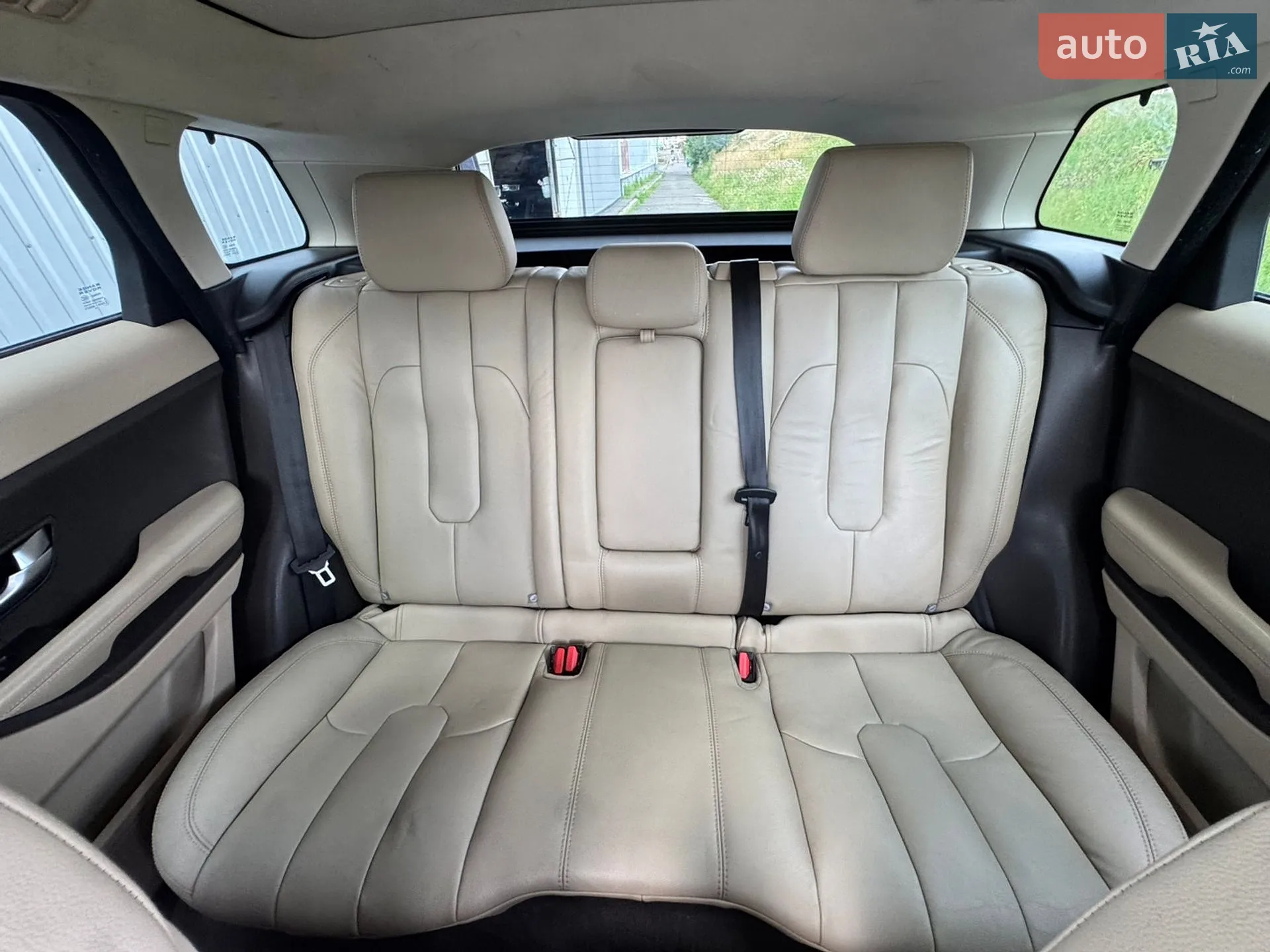 2015 Land Rover Range Rover Evoque - мініатюра 25