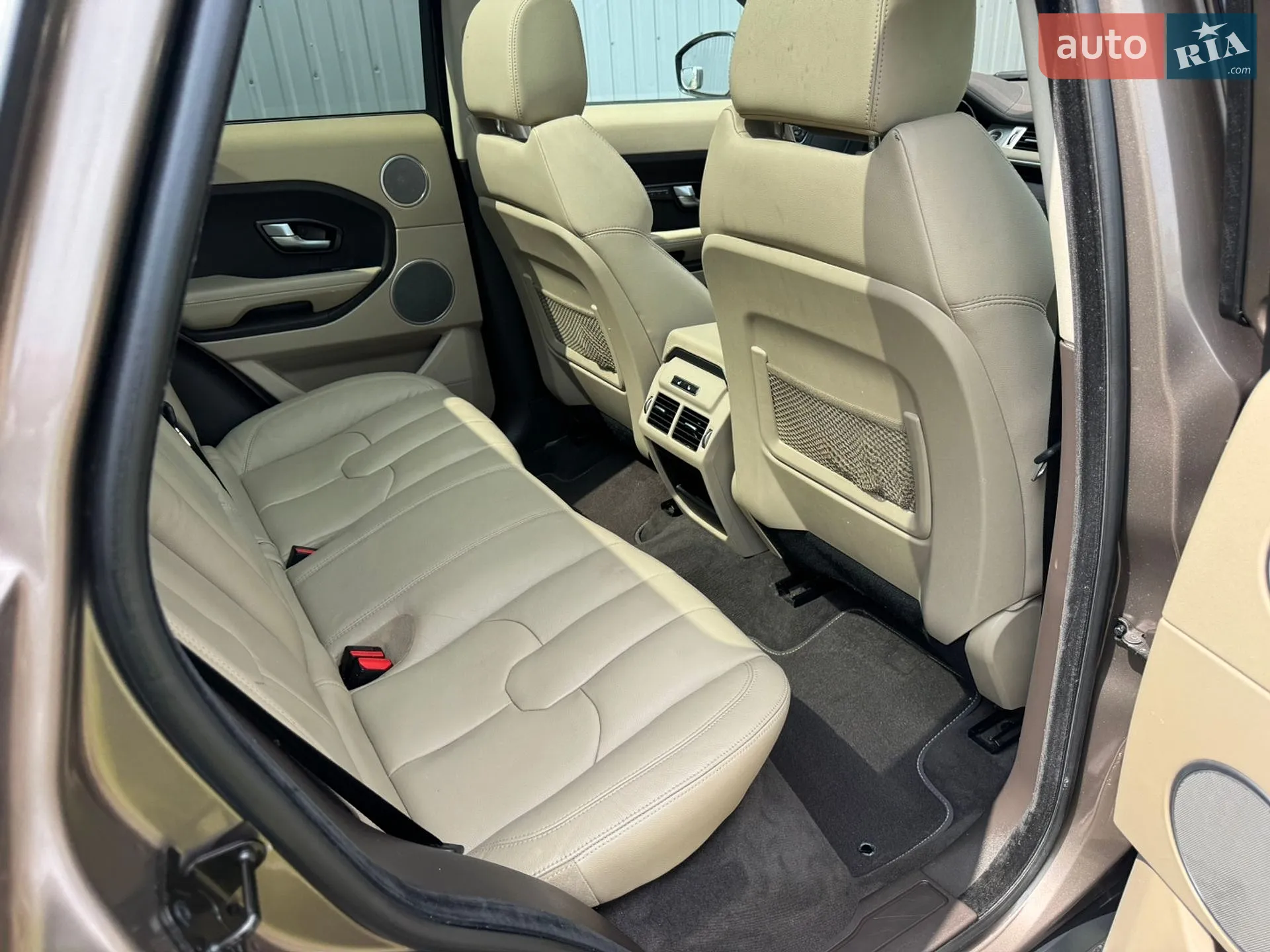 2015 Land Rover Range Rover Evoque - мініатюра 37