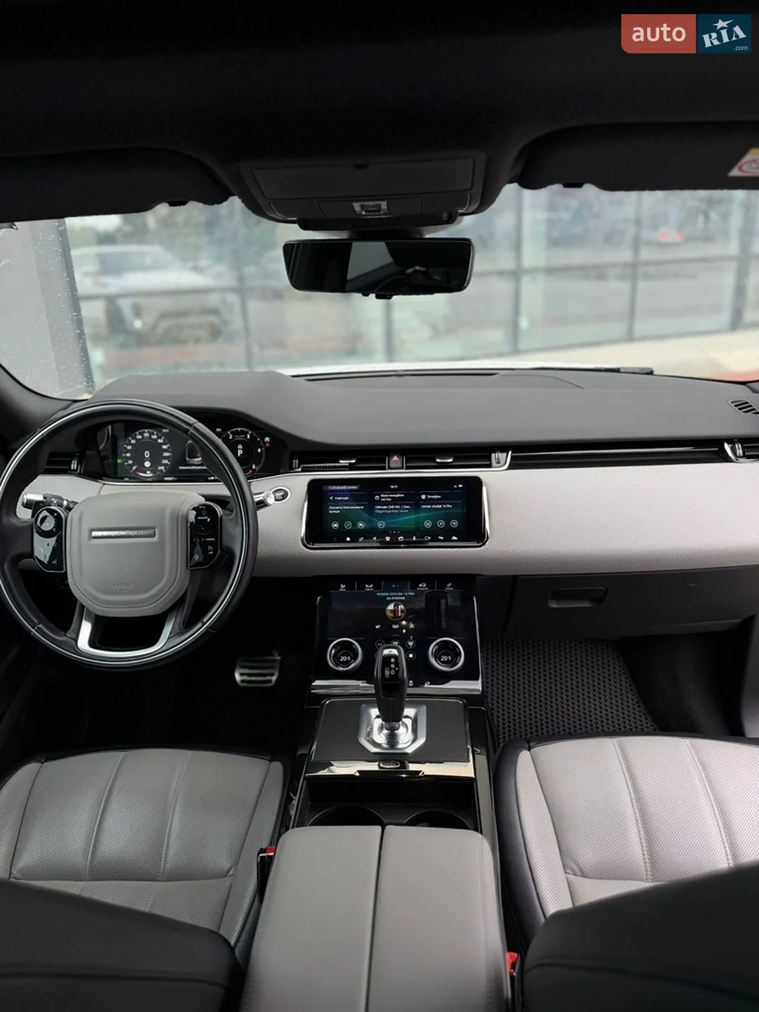 2019 Land Rover Range Rover Evoque - мініатюра 16