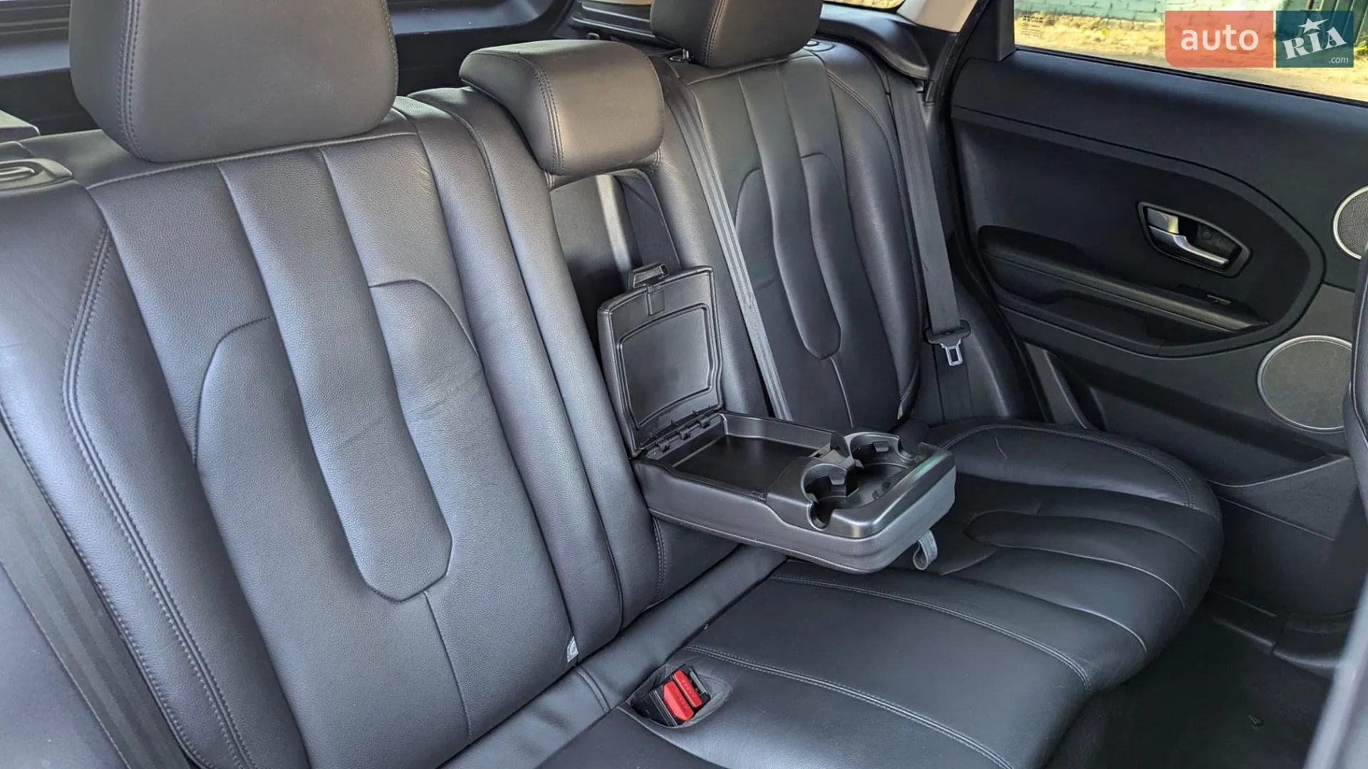 2015 Land Rover Range Rover Evoque - мініатюра 24