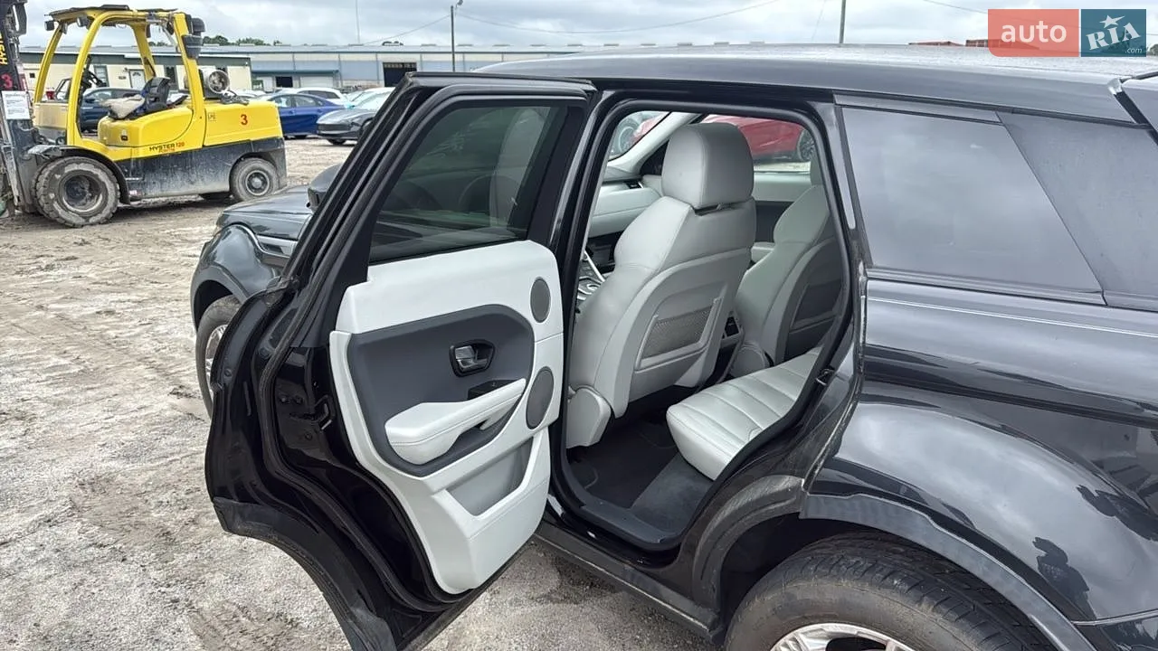 2015 Land Rover Range Rover Evoque - мініатюра 32