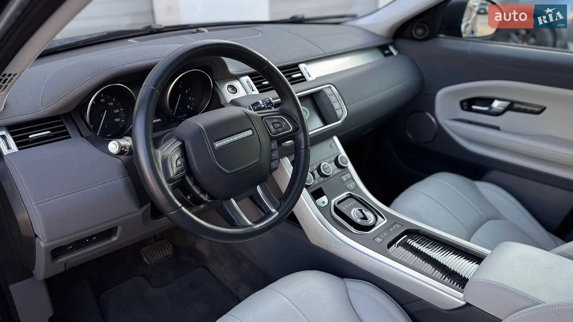 2017 Land Rover Range Rover Evoque - мініатюра 14