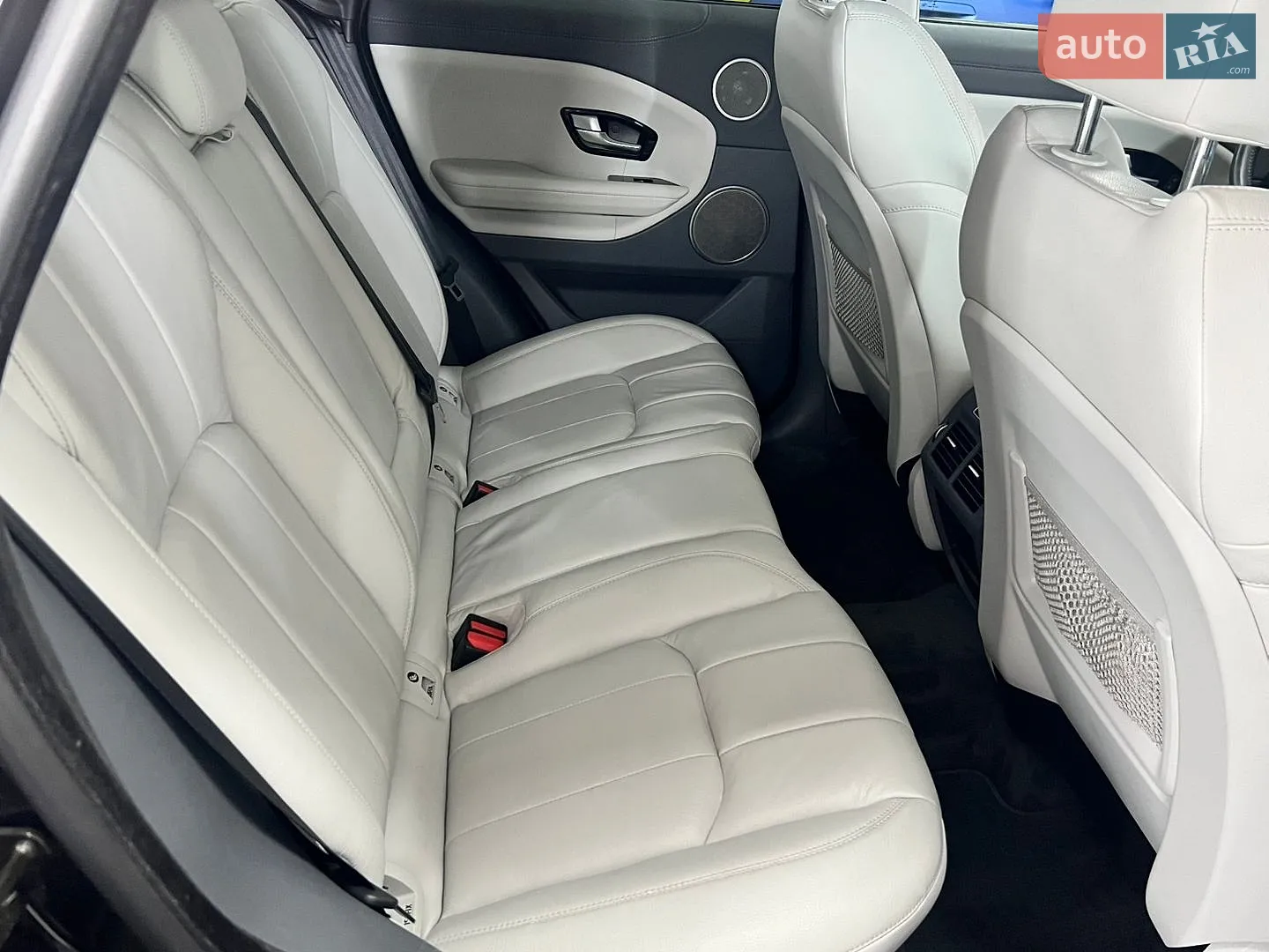 2017 Land Rover Range Rover Evoque - мініатюра 16
