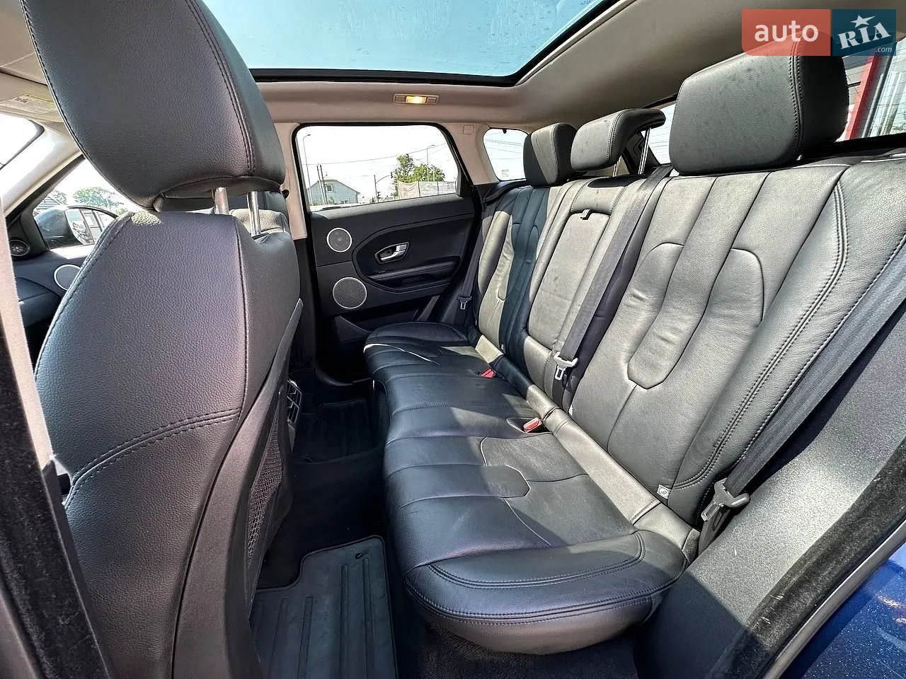 2015 Land Rover Range Rover Evoque - мініатюра 18