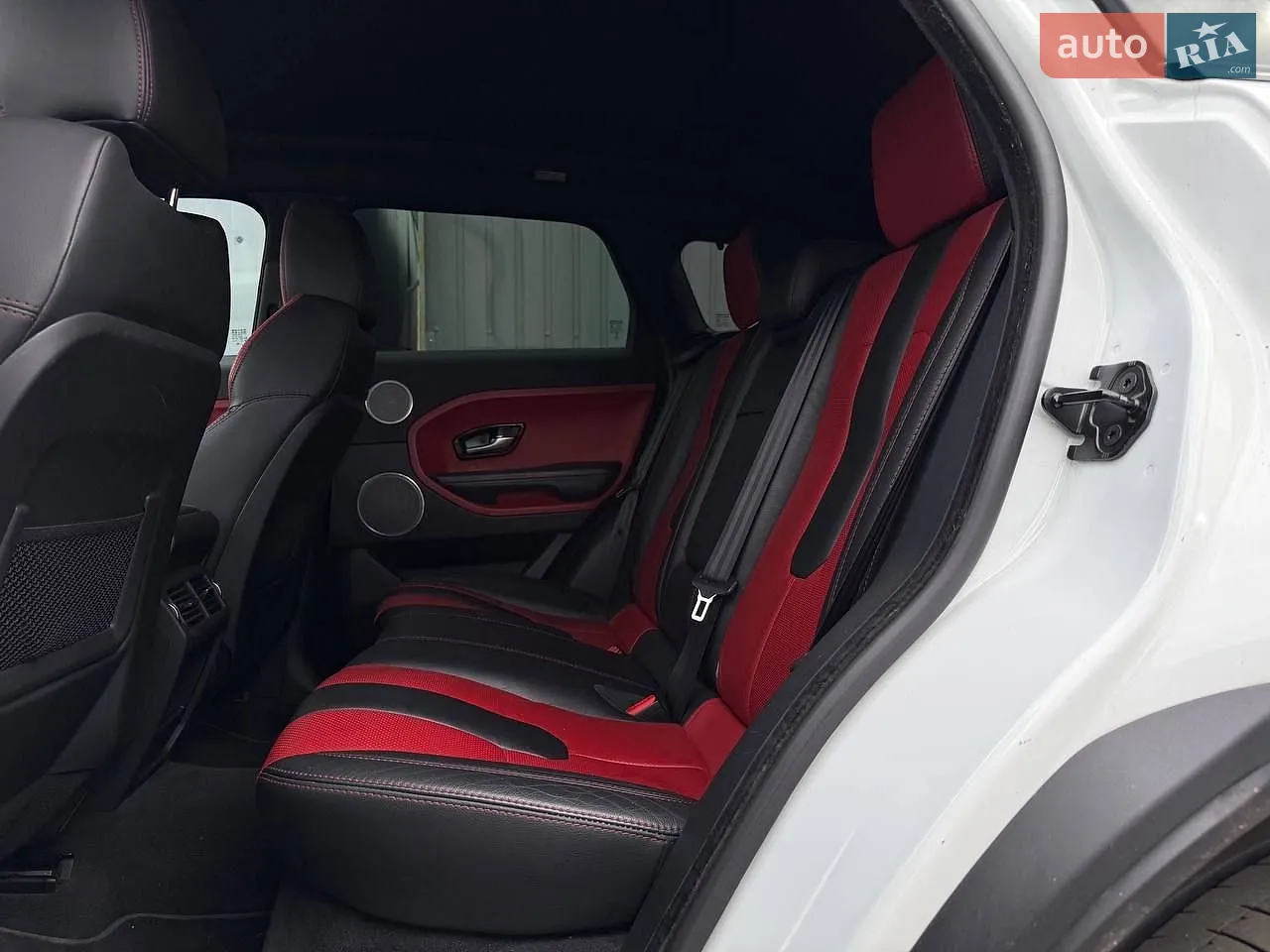 2012 Land Rover Range Rover Evoque - мініатюра 11