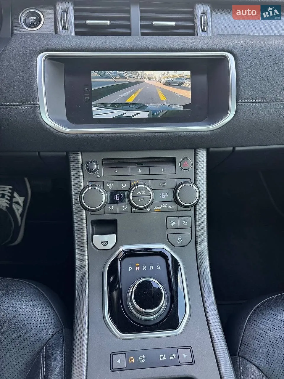 2018 Land Rover Range Rover Evoque - мініатюра 23