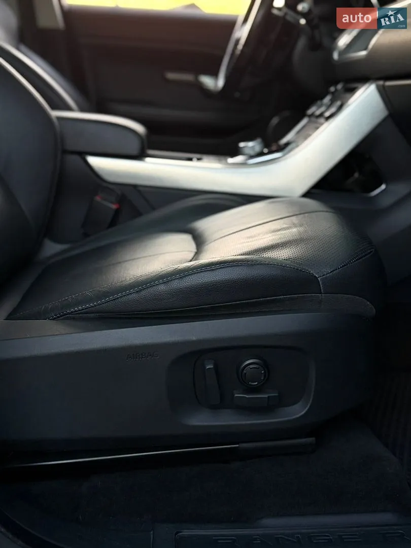 2015 Land Rover Range Rover Evoque - мініатюра 43