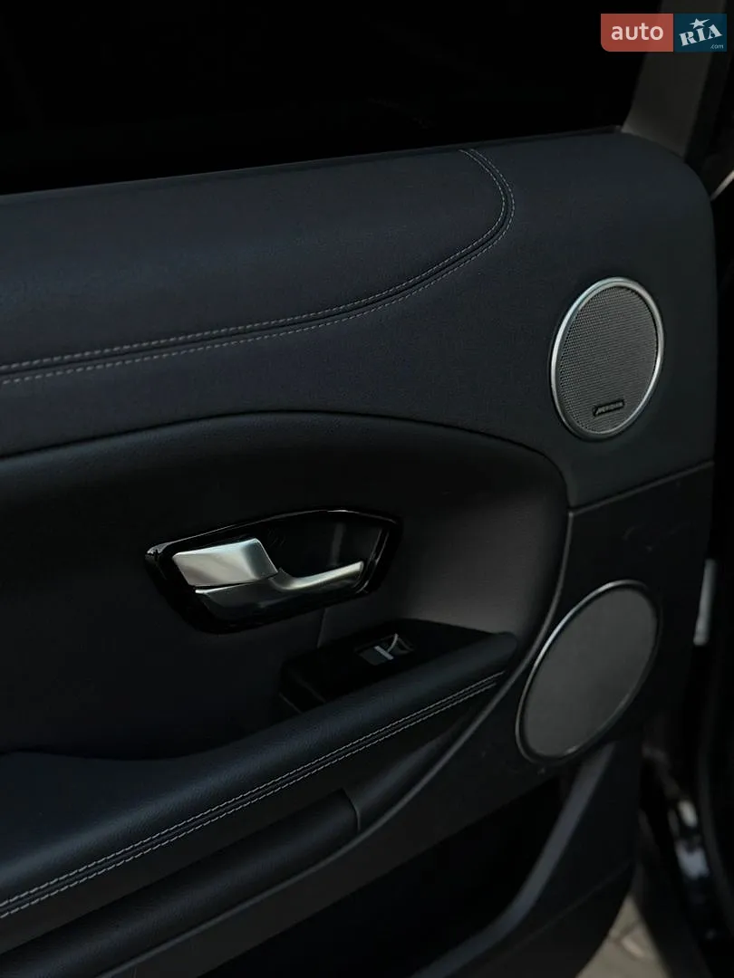 2015 Land Rover Range Rover Evoque - мініатюра 51