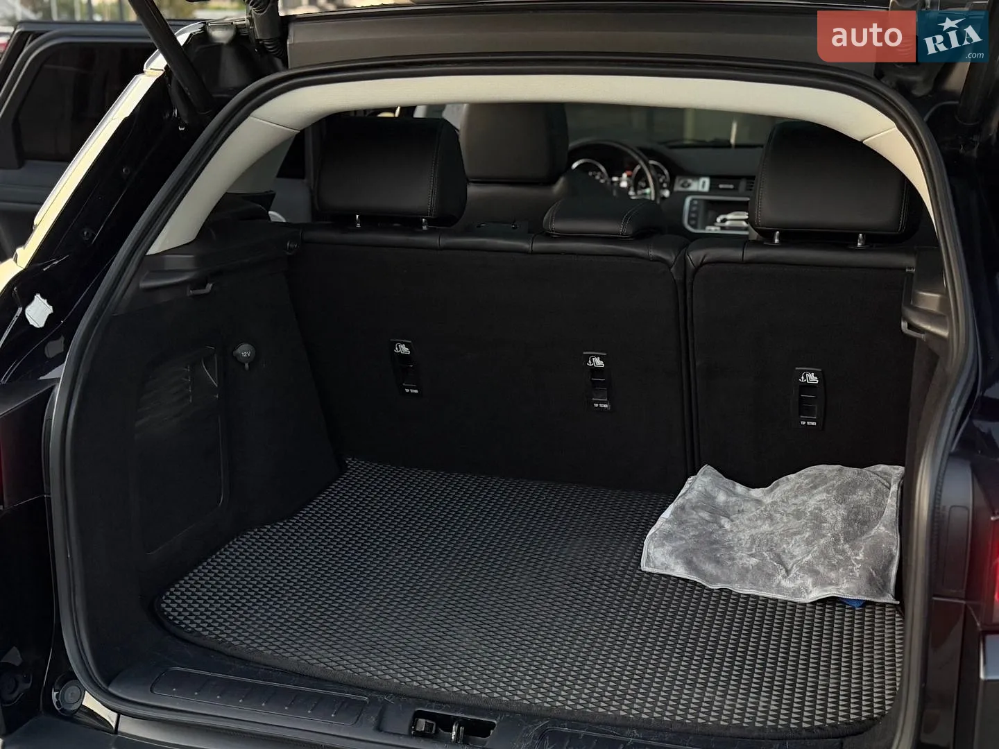 2015 Land Rover Range Rover Evoque - мініатюра 60