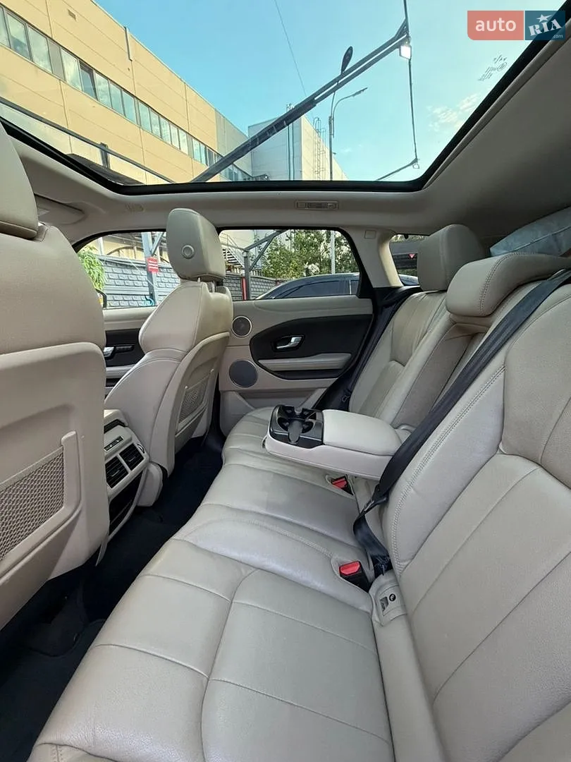 2016 Land Rover Range Rover Evoque - мініатюра 11