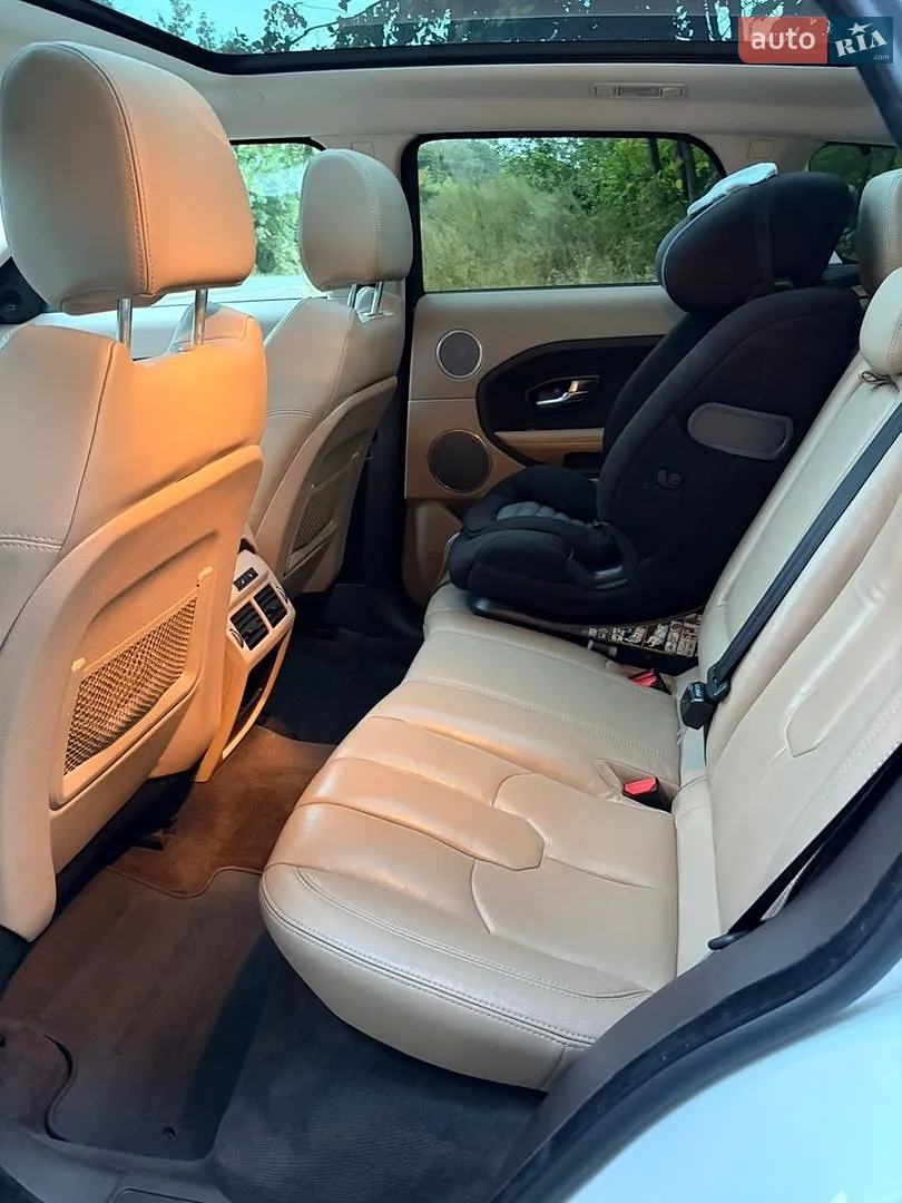 2015 Land Rover Range Rover Evoque - мініатюра 39