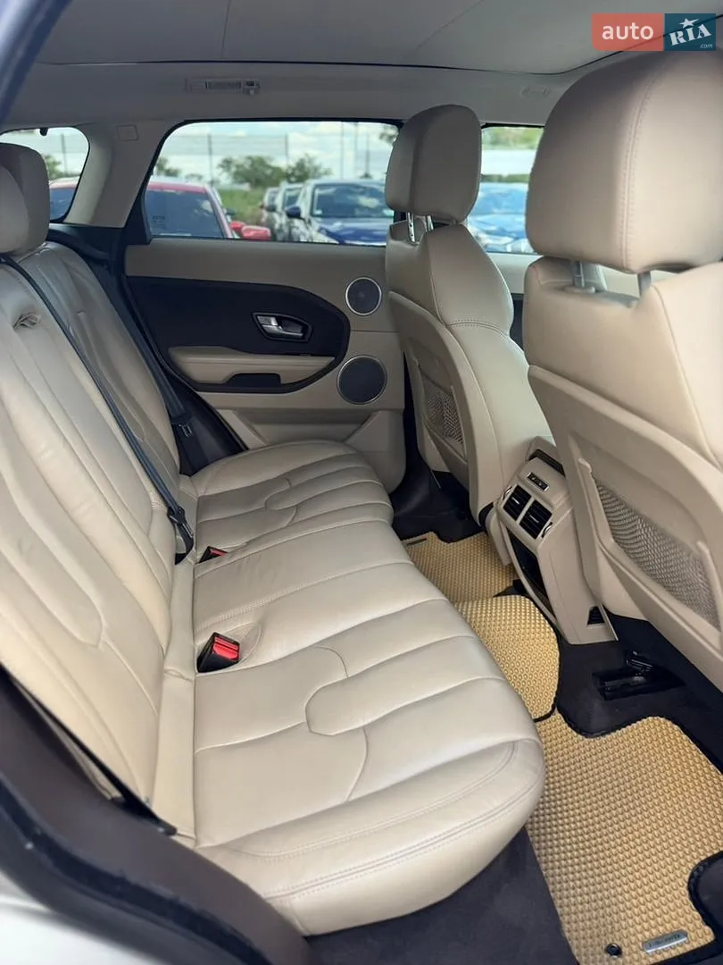 2014 Land Rover Range Rover Evoque - мініатюра 36