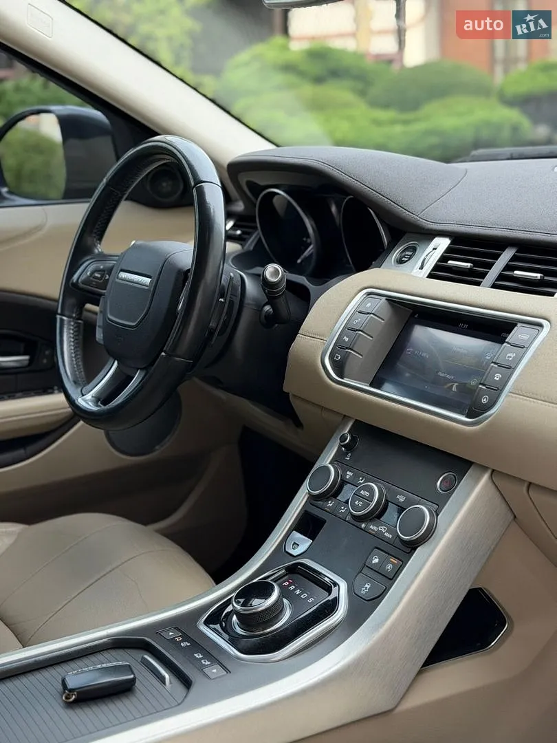 2017 Land Rover Range Rover Evoque - мініатюра 18