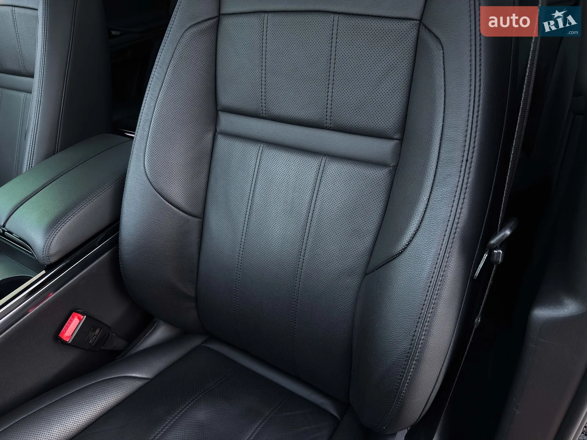 2021 Land Rover Range Rover Evoque - мініатюра 41