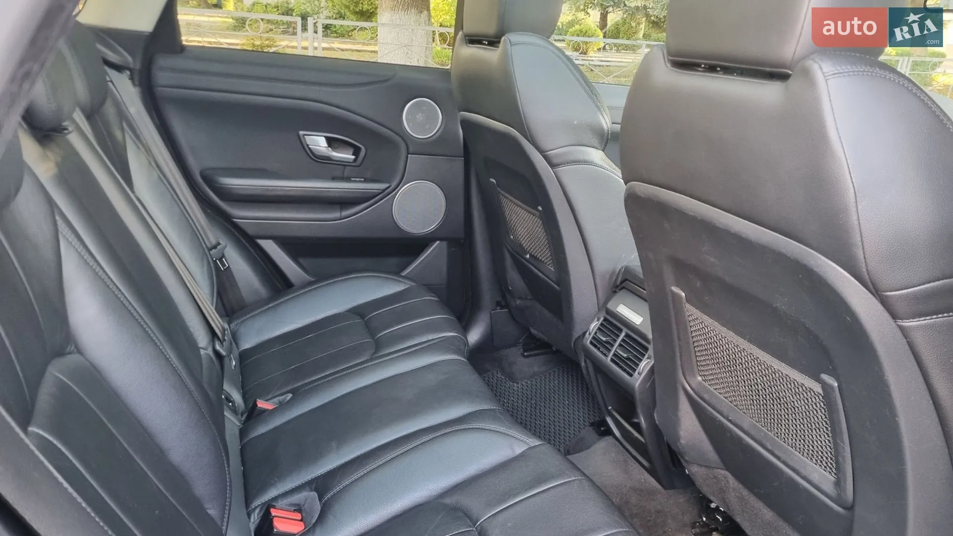 2016 Land Rover Range Rover Evoque - мініатюра 17