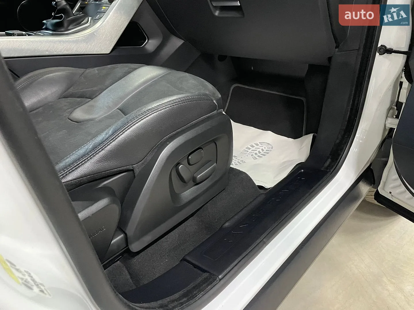 2014 Land Rover Range Rover Evoque - мініатюра 40