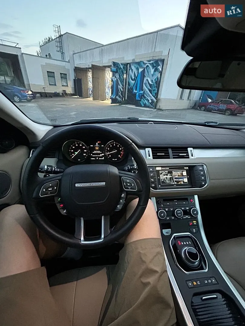 2016 Land Rover Range Rover Evoque - мініатюра 11