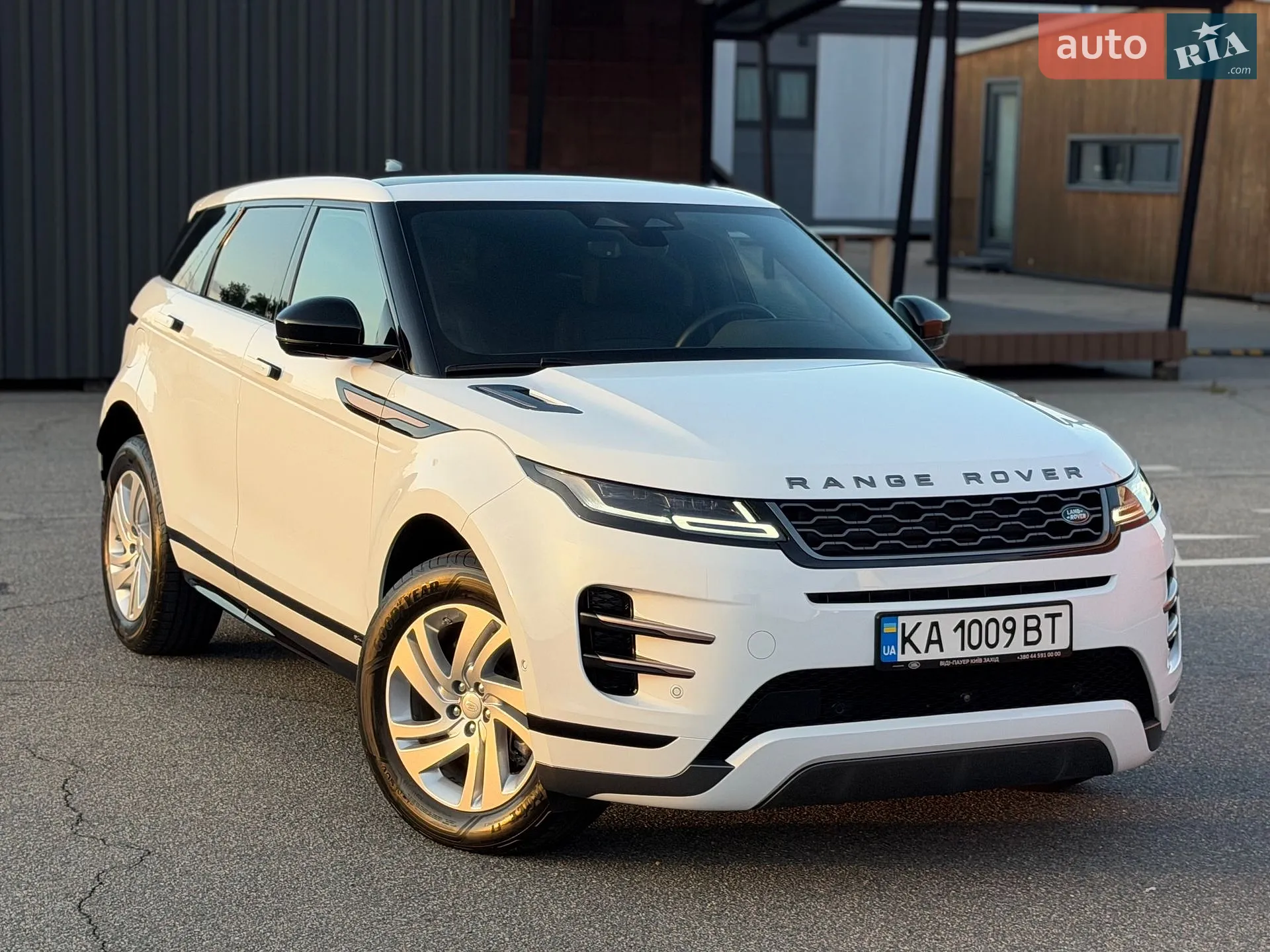 2021 Land Rover Range Rover Evoque - мініатюра 10