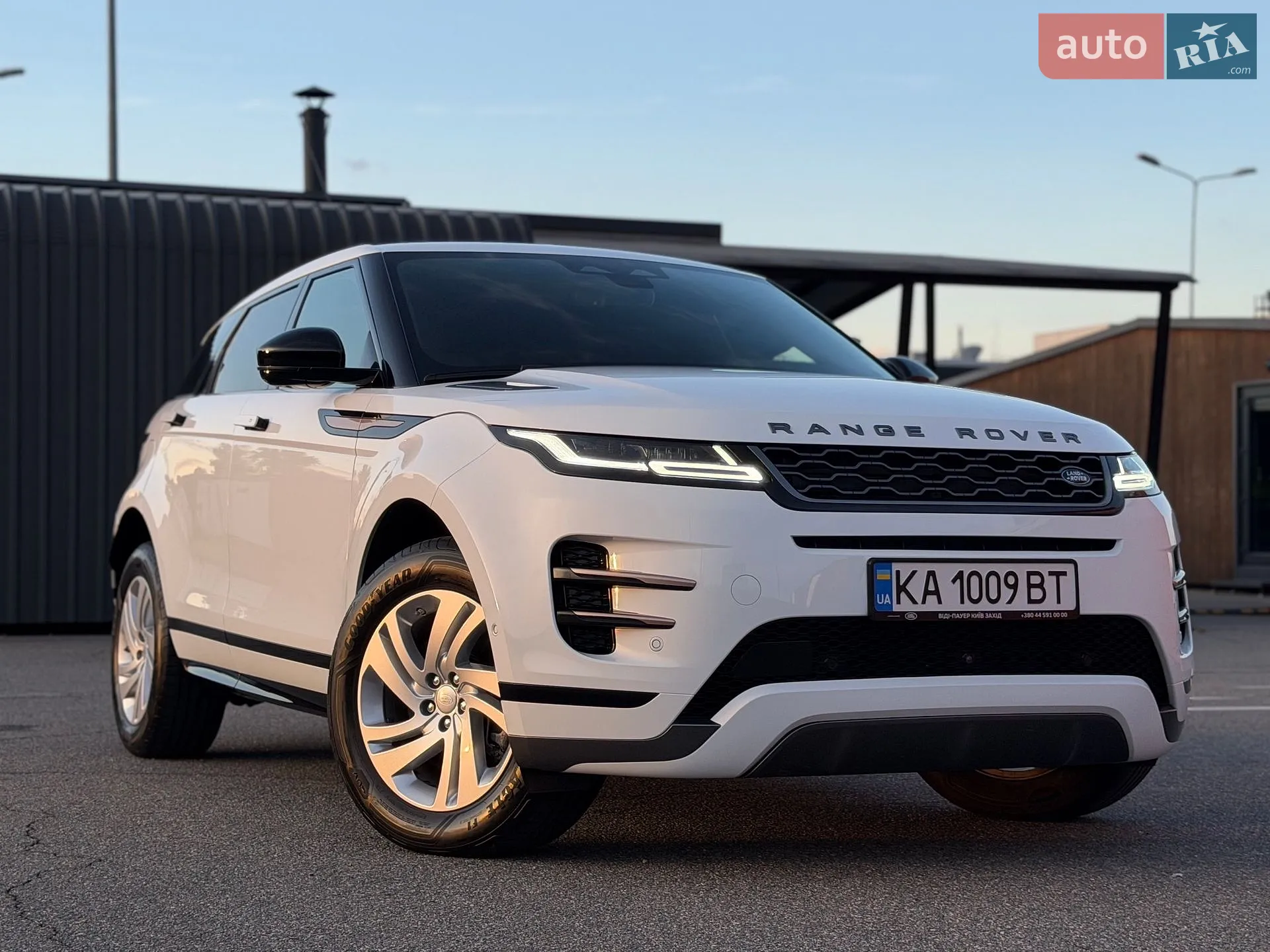 2021 Land Rover Range Rover Evoque - мініатюра 21