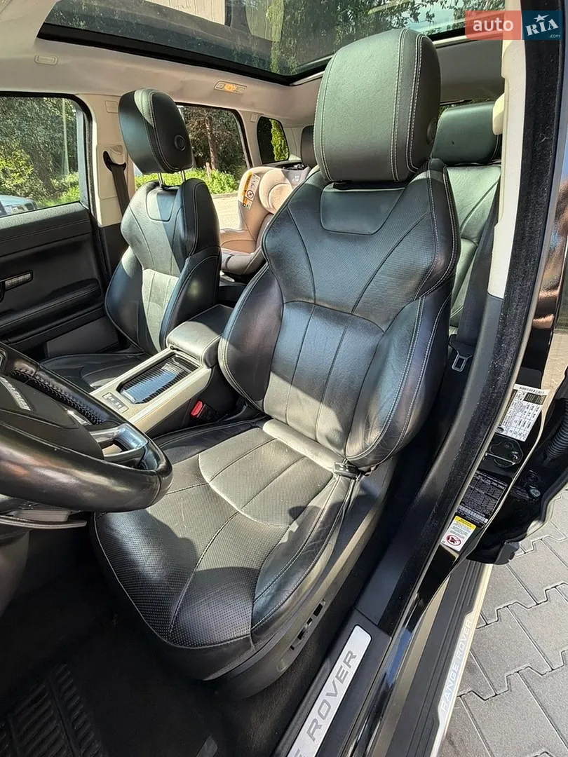 2015 Land Rover Range Rover Evoque - мініатюра 11