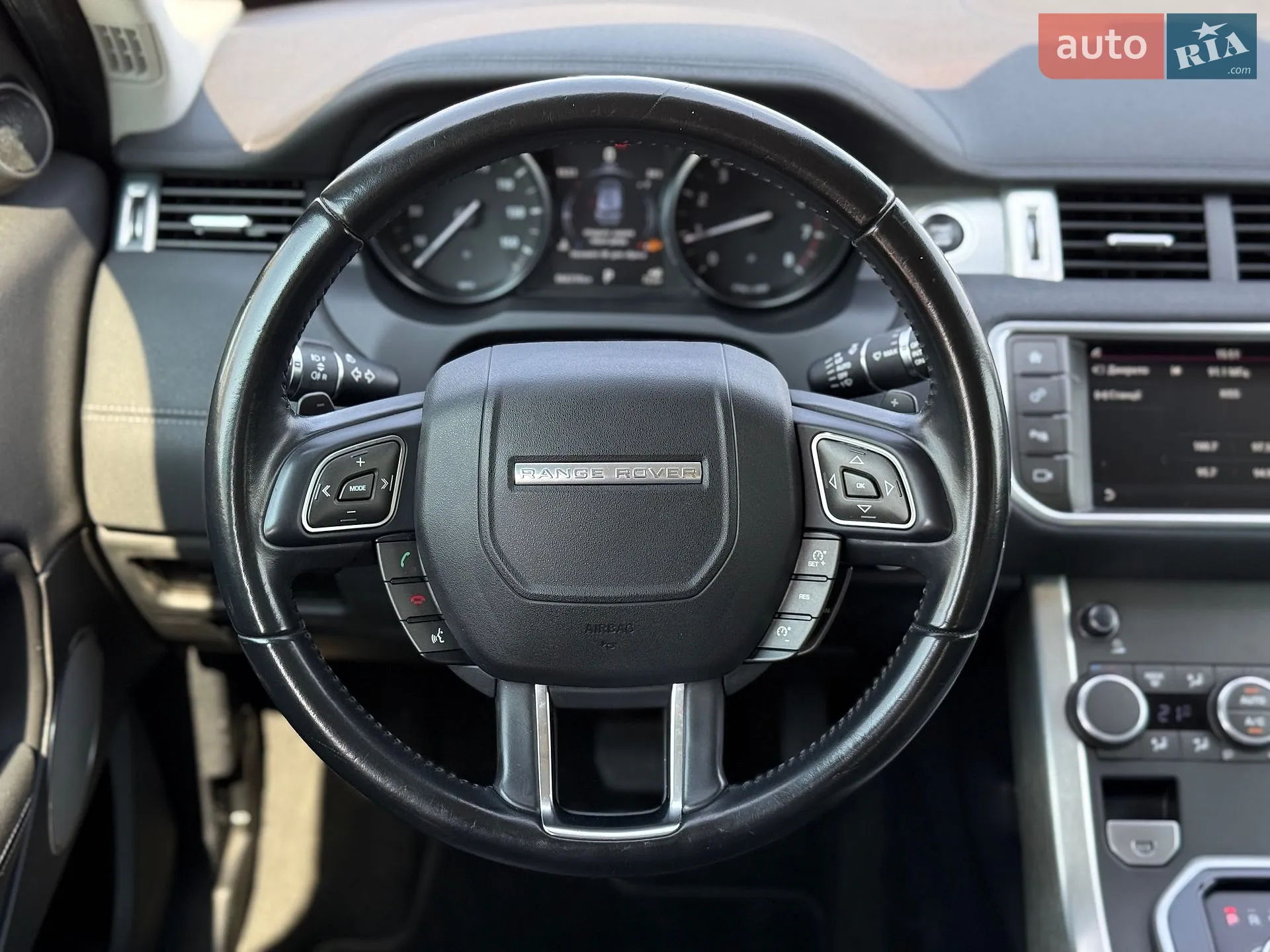 2017 Land Rover Range Rover Evoque - мініатюра 17