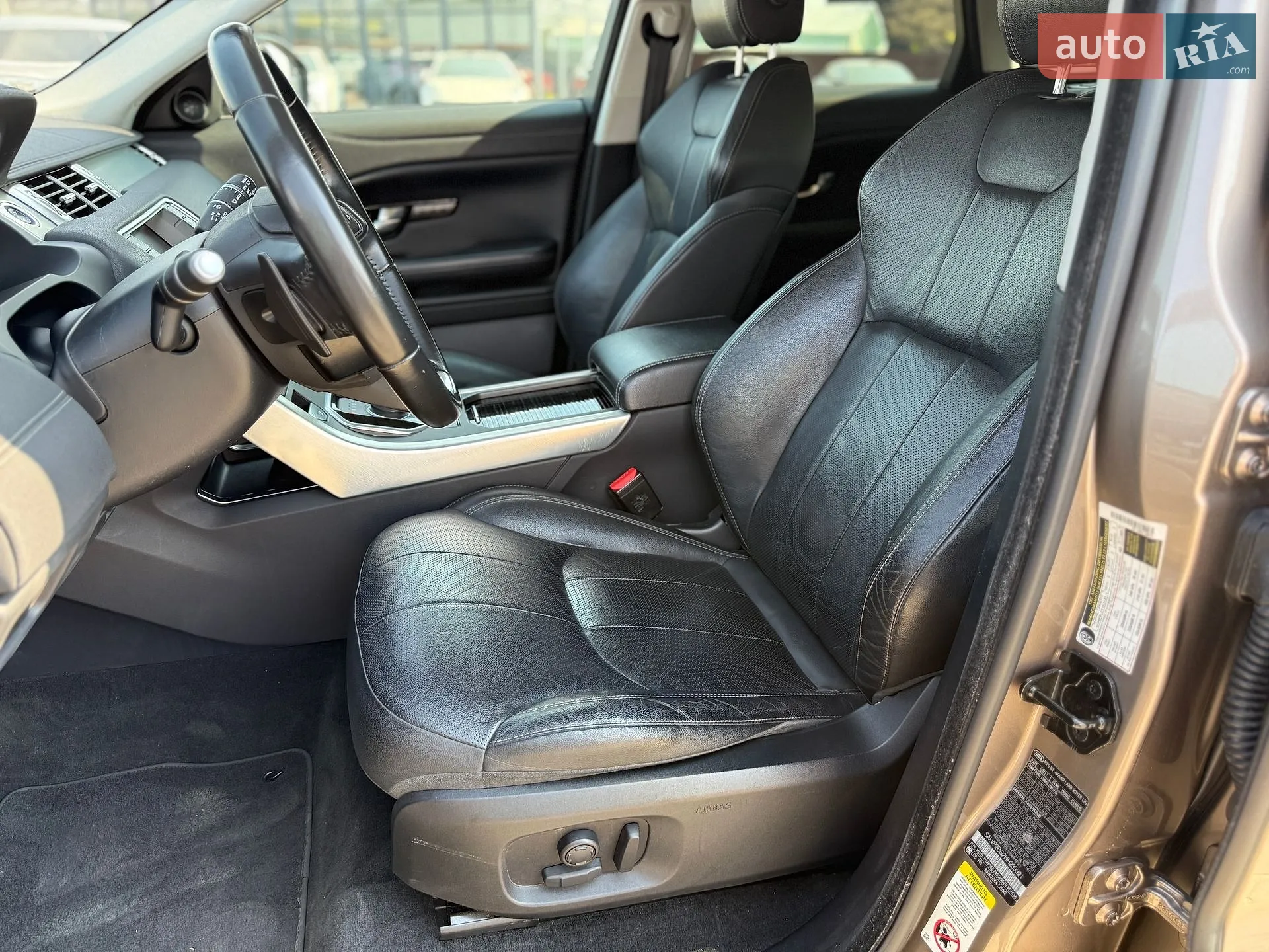 2017 Land Rover Range Rover Evoque - мініатюра 27