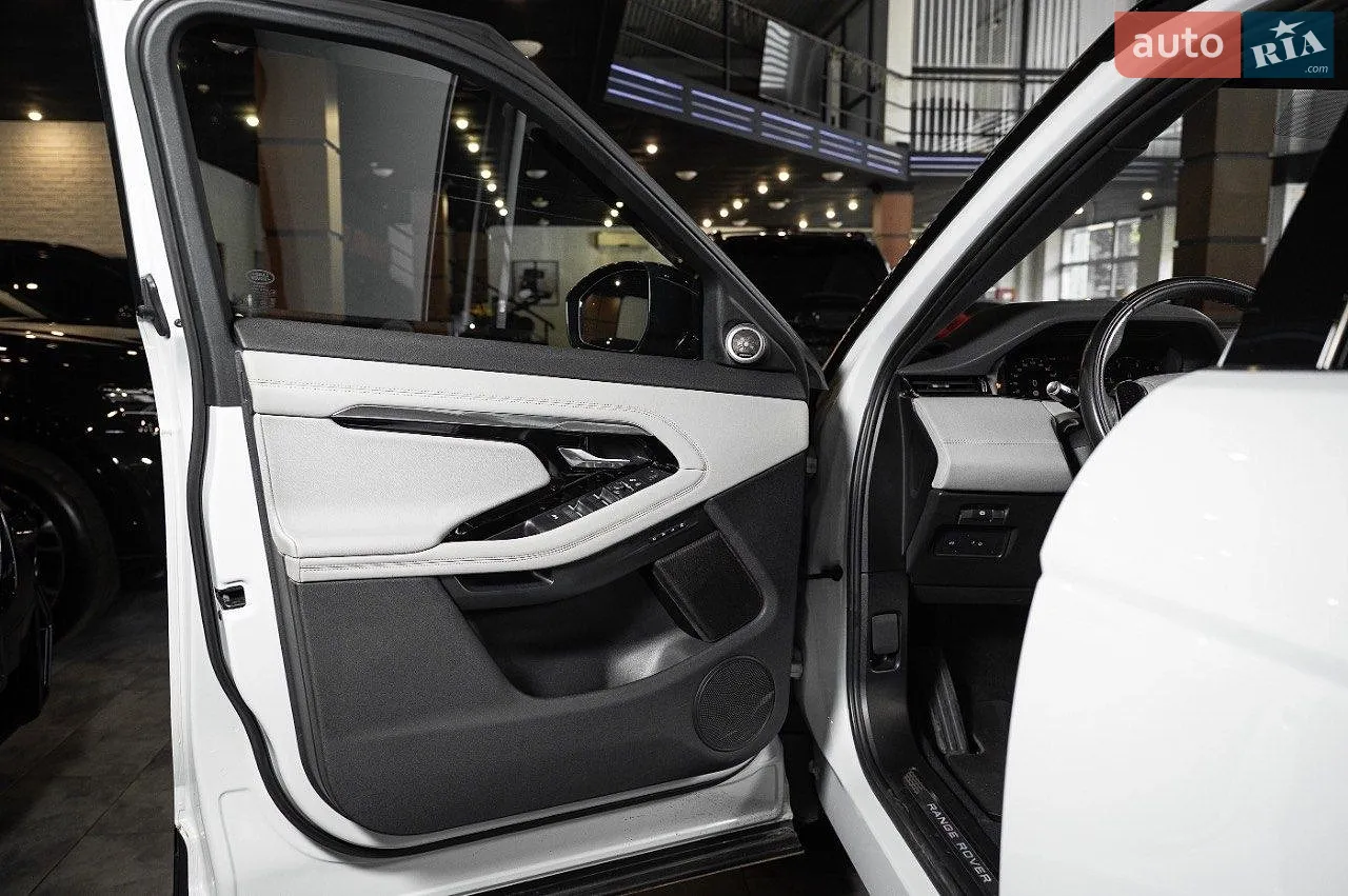 2019 Land Rover Range Rover Evoque - мініатюра 37