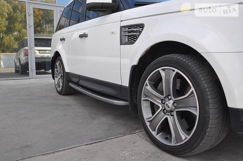 Позашляховик / Кросовер Land Rover Range Rover Sport 2011 в Броварах