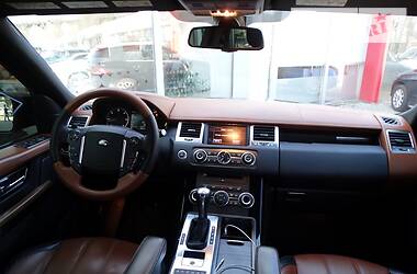 Позашляховик / Кросовер Land Rover Range Rover Sport 2013 в 