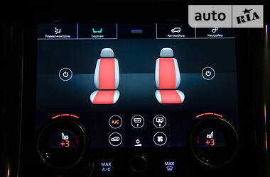 Позашляховик / Кросовер Land Rover Range Rover Sport 2018 в 