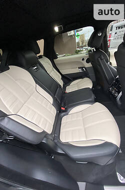 Внедорожник / Кроссовер Land Rover Range Rover Sport 2017 в 