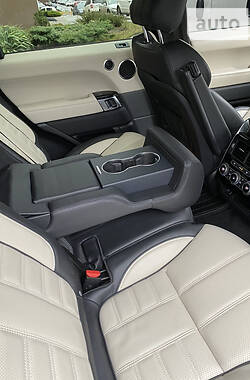Внедорожник / Кроссовер Land Rover Range Rover Sport 2017 в 