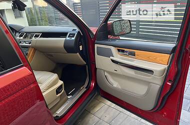 Внедорожник / Кроссовер Land Rover Range Rover Sport 2012 в 