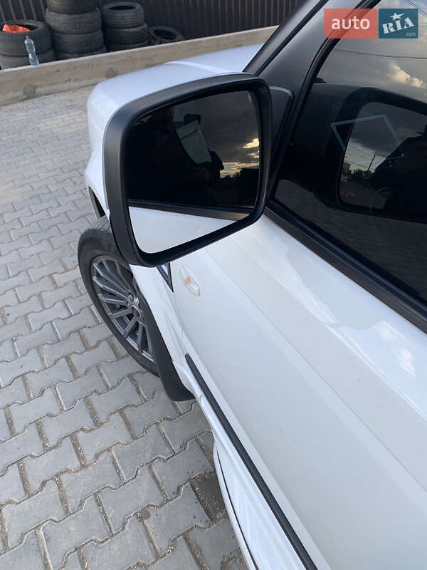 Внедорожник / Кроссовер Land Rover Range Rover Sport 2012 в Одессе