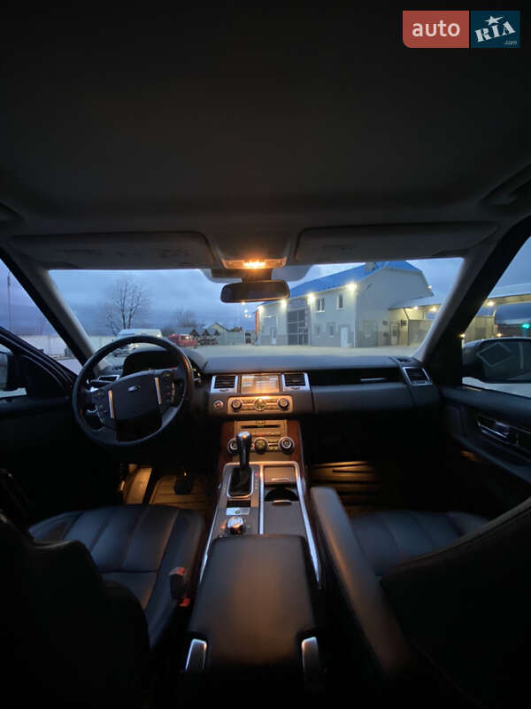 Внедорожник / Кроссовер Land Rover Range Rover Sport 2010 в Черновцах