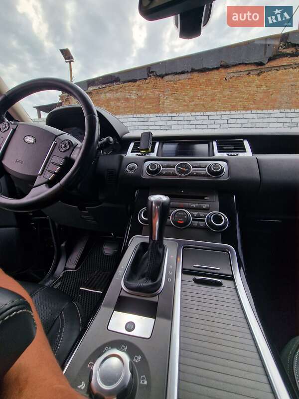 Внедорожник / Кроссовер Land Rover Range Rover Sport 2010 в Киеве